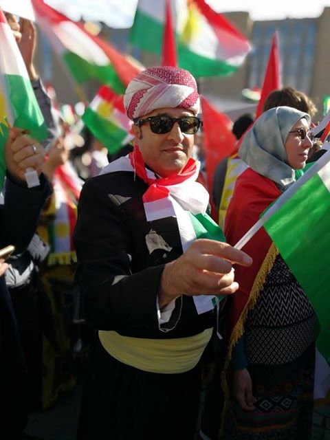 به‌ وێنه‌.. پشتيوانى كوردانى سويد له‌ ريفراندۆمى سه‌ربه‌خۆيى كوردستان ببينه‌